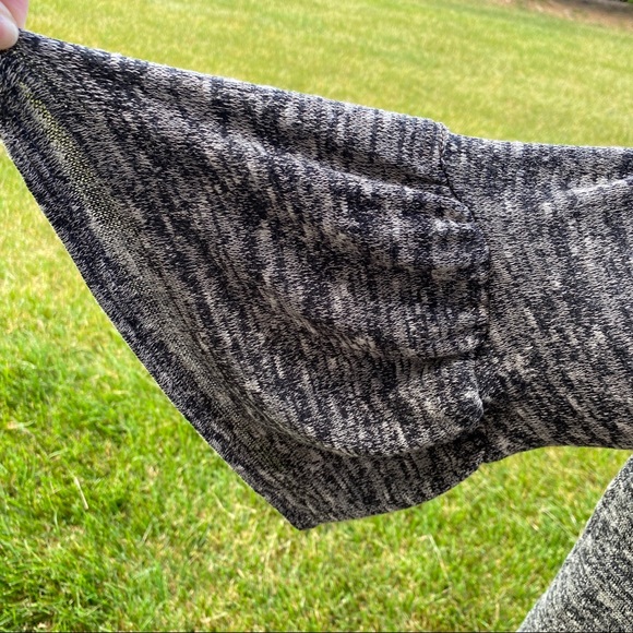 Caution To The Wind Top - Picture 7 of 9